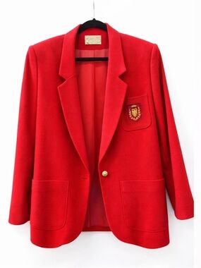 Vintage Pendleton Red Wool Blazer Crest Patch Gold Button Vintage USA Size 10